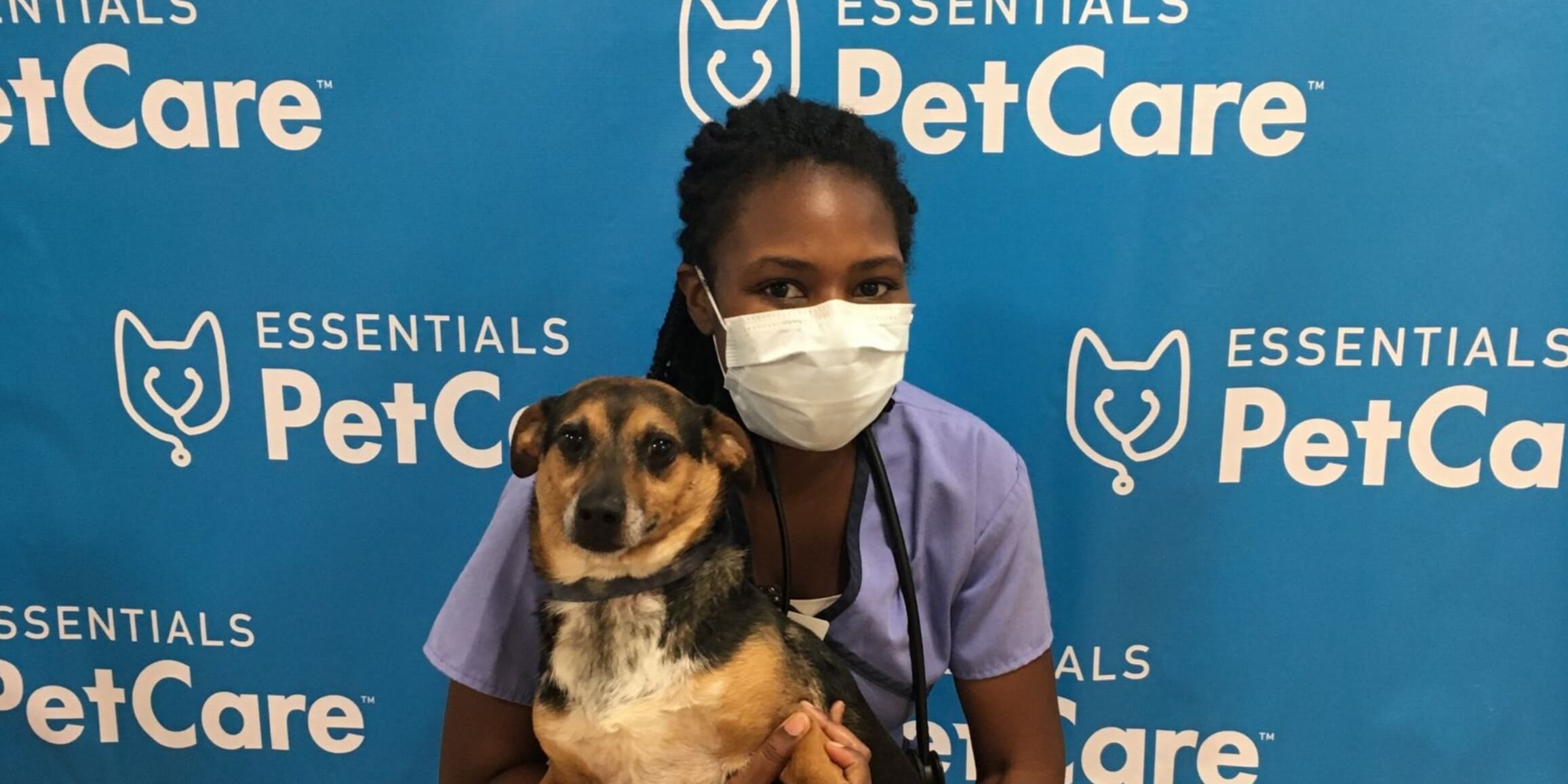 Clínica veterinaria abriendo puertas en Loganville Walmart
